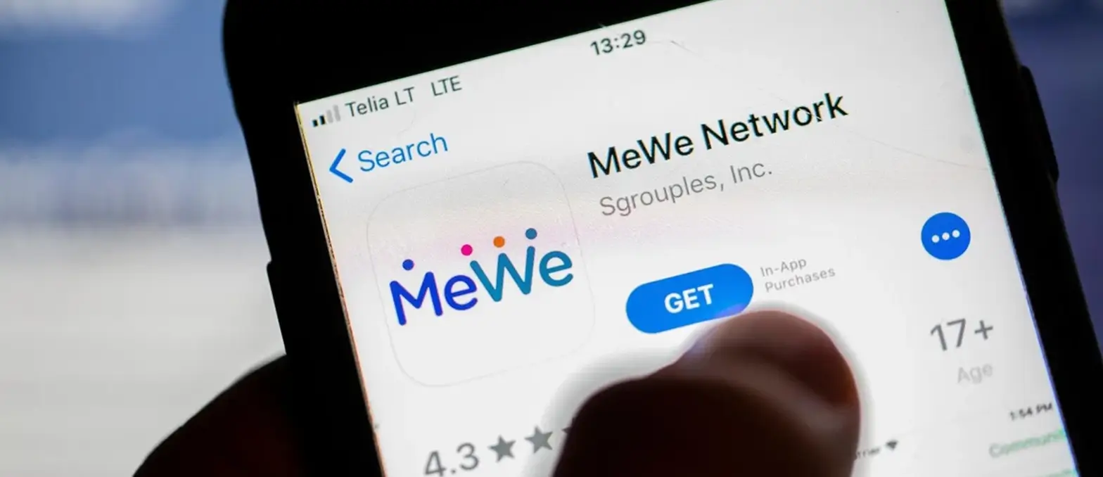 Developing An App Like Mewe: Must Have Features And Cost Estimation - Idea  Usher